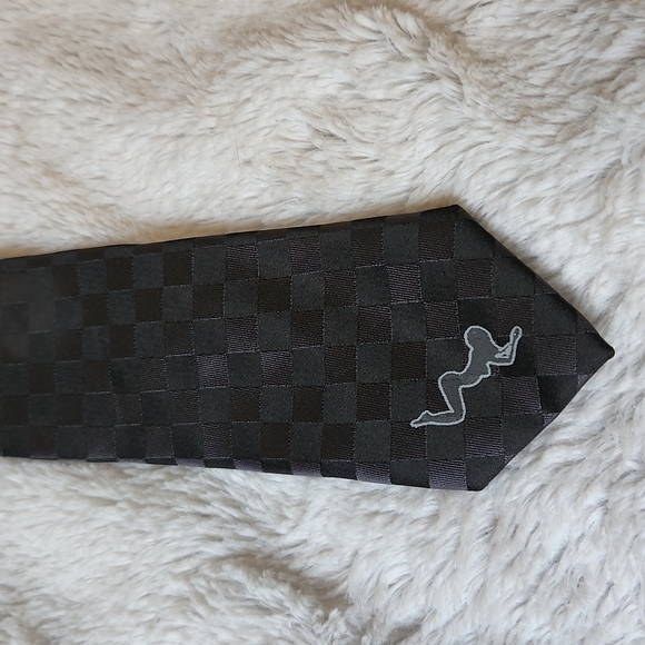 Blue Guru Black Checkered Skinny Tie - Picture 4 of 8